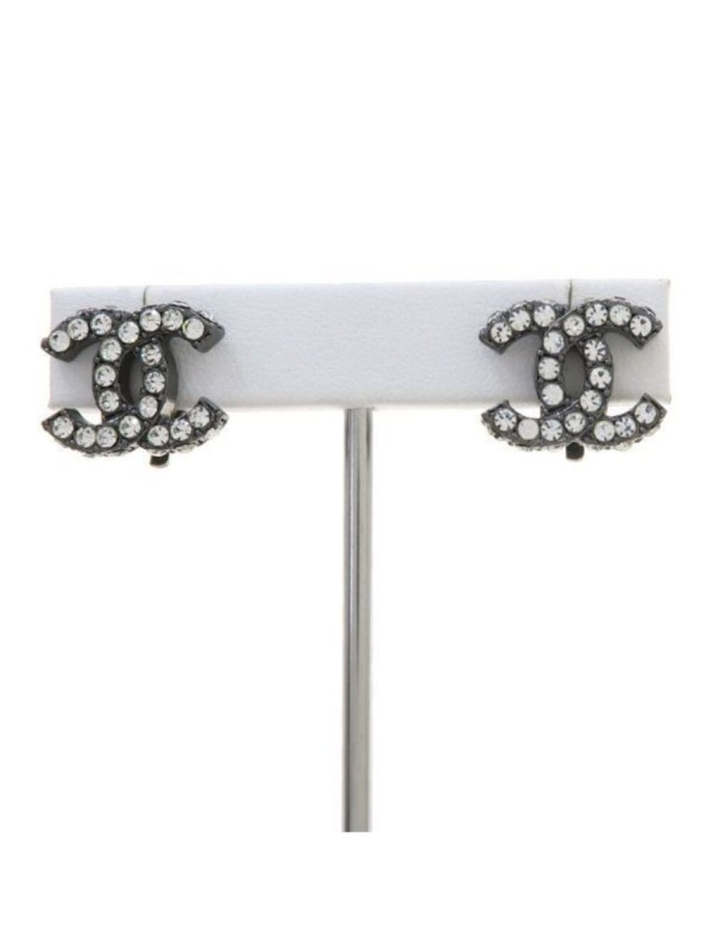Chanel 03A Earrings Gold